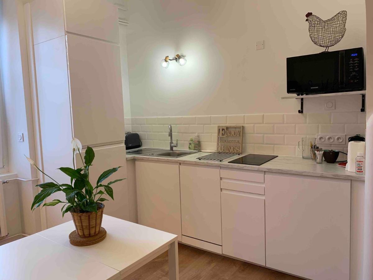 Secret Garden Apartment Ay-Champagne Exterior photo